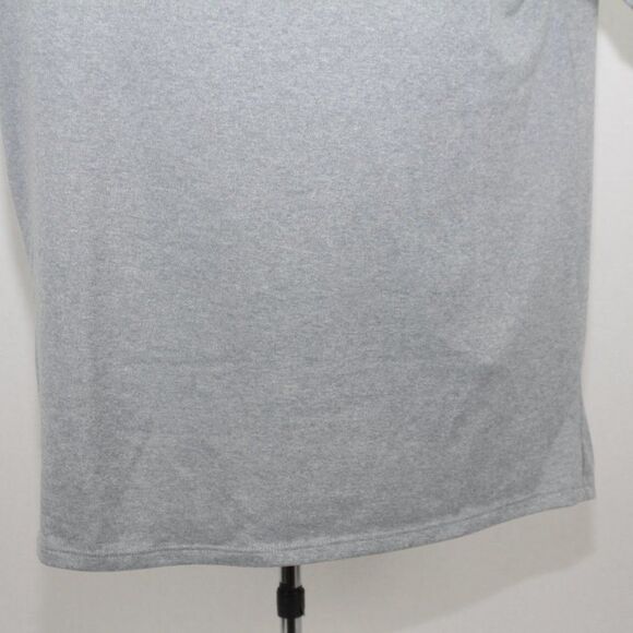 UNDER ARMOUR Tee - Picture 3 of 8